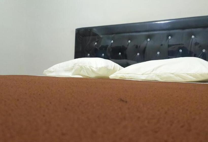 בית מלון כפרי Aqsa Guest House Ciamis Syariah