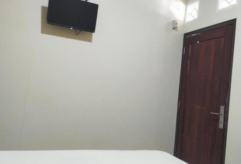 בית מלון כפרי Aqsa Guest House Ciamis Syariah