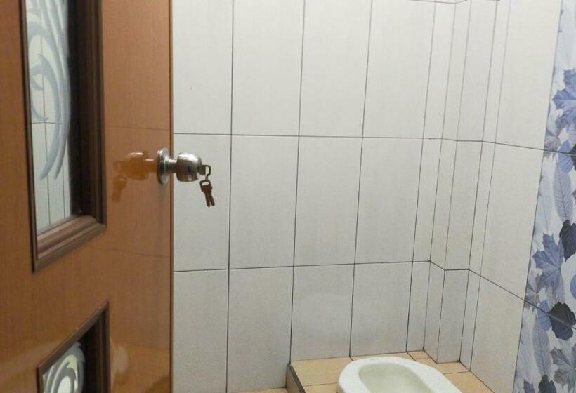 בית מלון כפרי Aqsa Guest House Ciamis Syariah