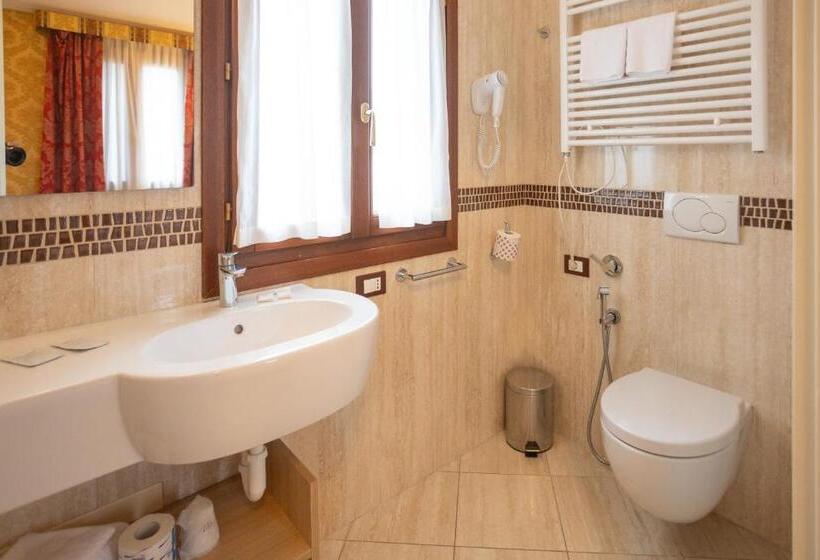 בית מלון כפרי Duomo Boutique