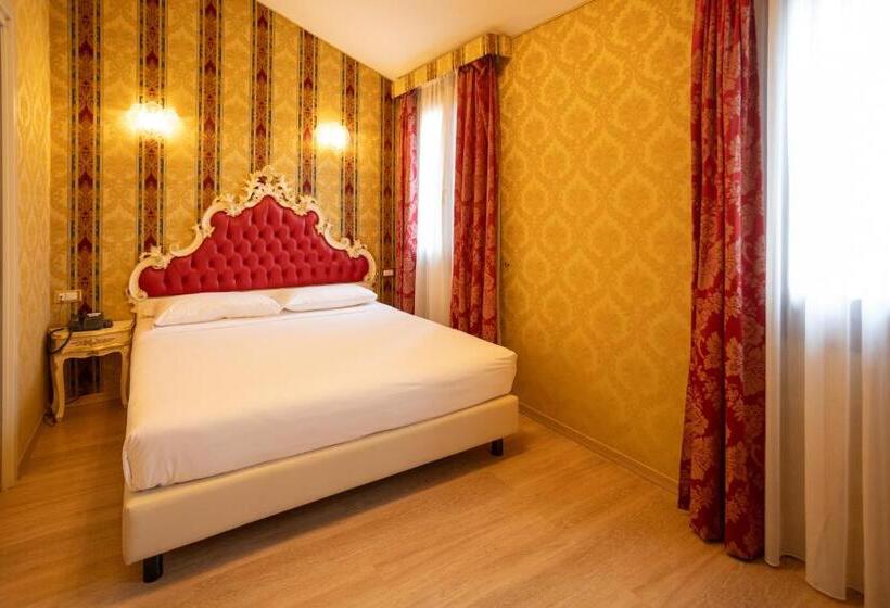 בית מלון כפרי Duomo Boutique