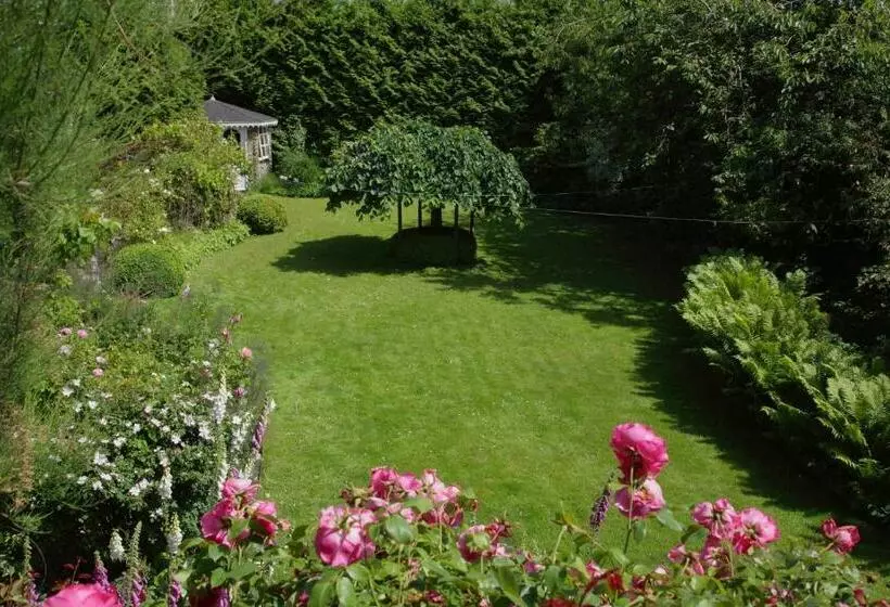 Hotelli T Doktershus