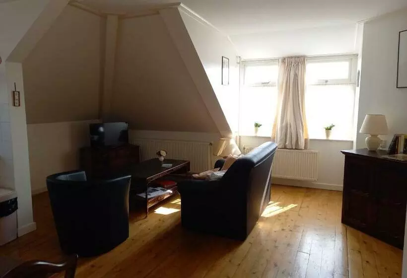 Hotelli T Doktershus