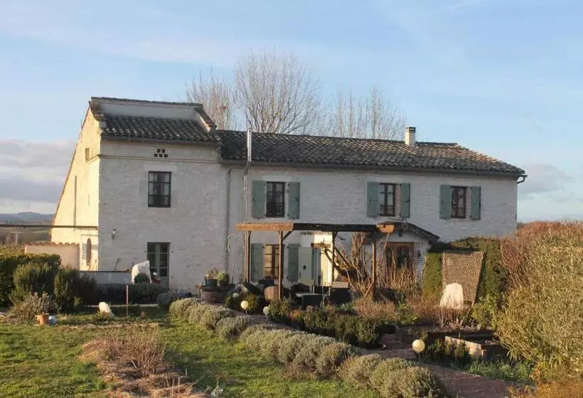 Majatalo Au Mas De Janita