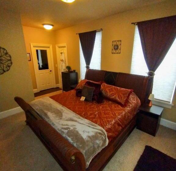 膳宿费 Villa Luna