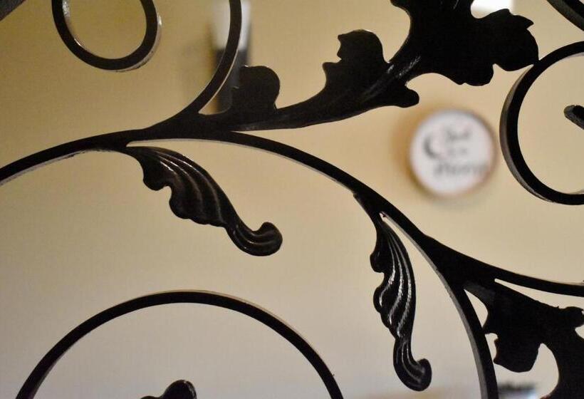 膳宿费 Villa Luna