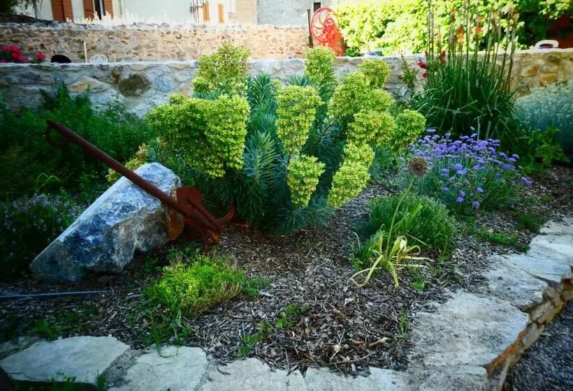 Aamiaismajoitus (B&B) Aux Berges Du Libre