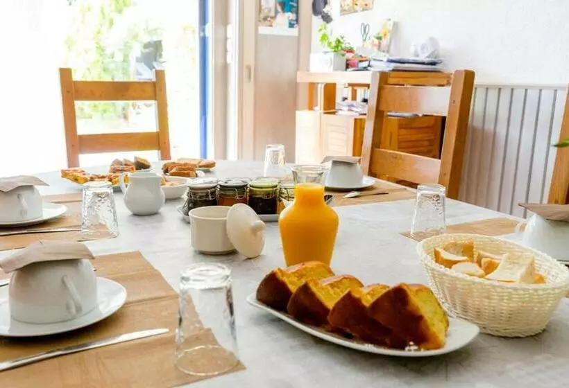 ベッドアンドブレックファースト Chambres Et Table D Hôtes Floromel La Souterraine En Rez De Chaussee