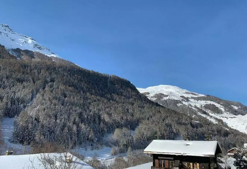 Hotelli Hôtel Restaurant Eden