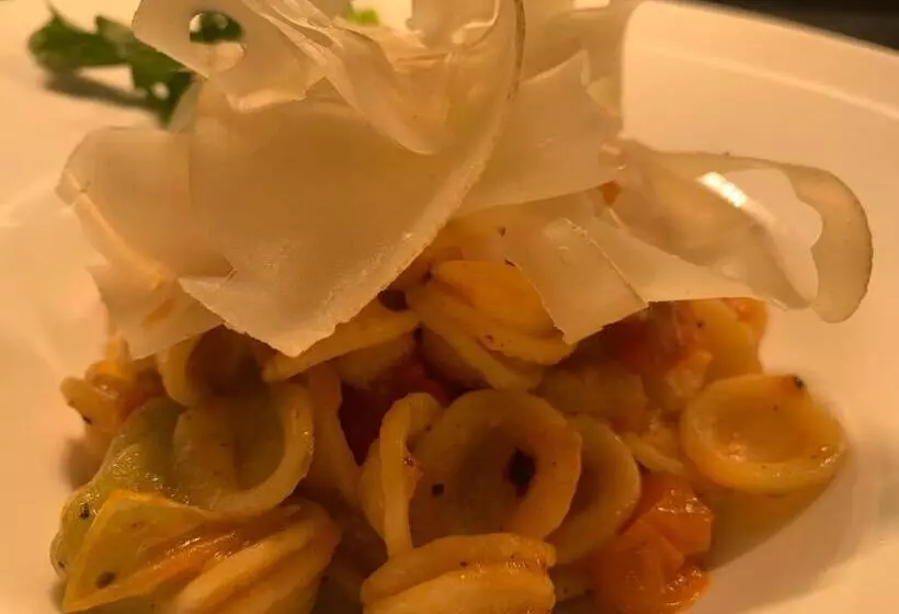 Hotelli Hôtel Restaurant Eden