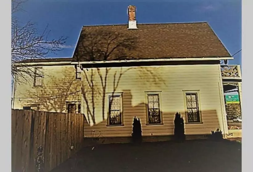 Majatalo Historical John Rast House Circa 1875