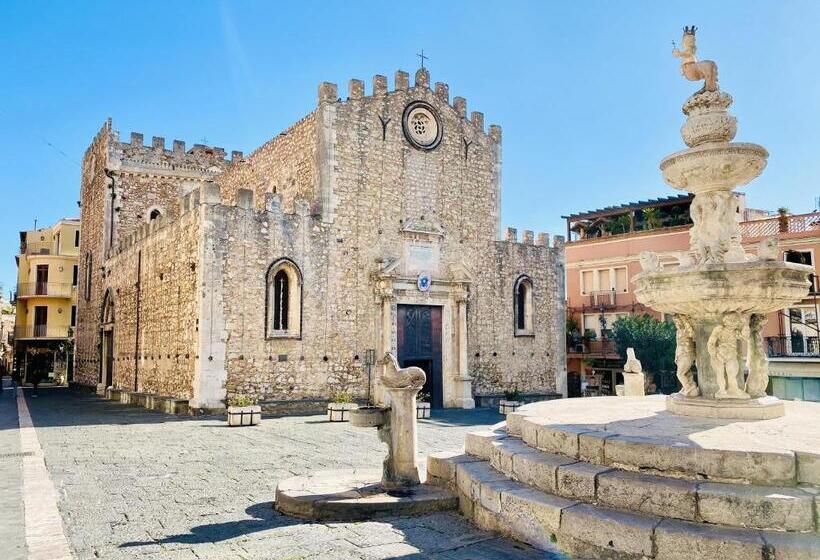 פנסיון Longo Suites