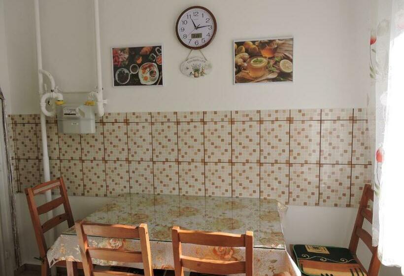 펜션 Melinda Apartman