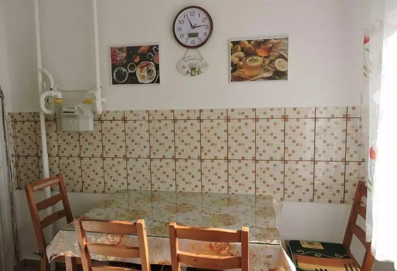 ペンション Melinda Apartman