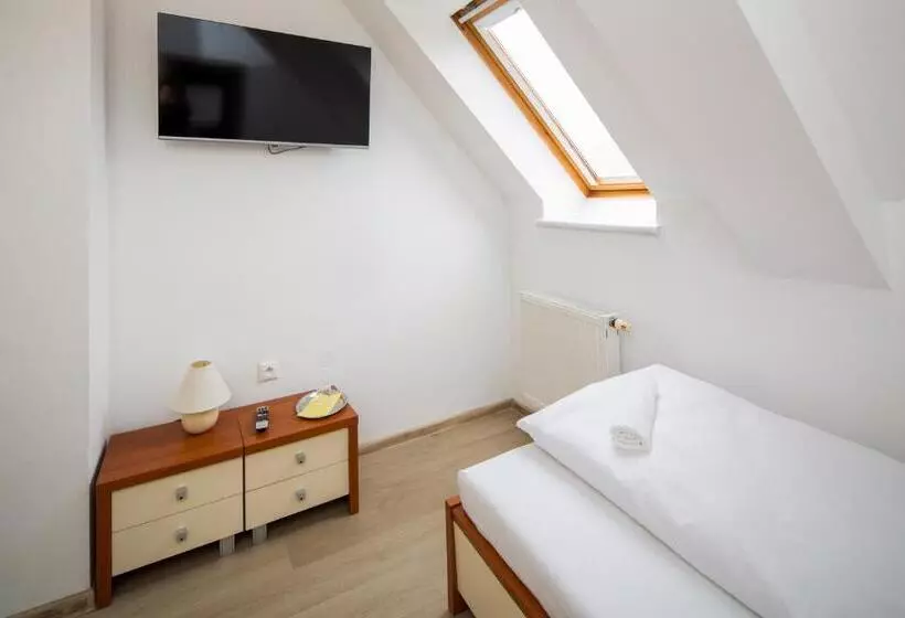 Majatalo Penzion Zuzana