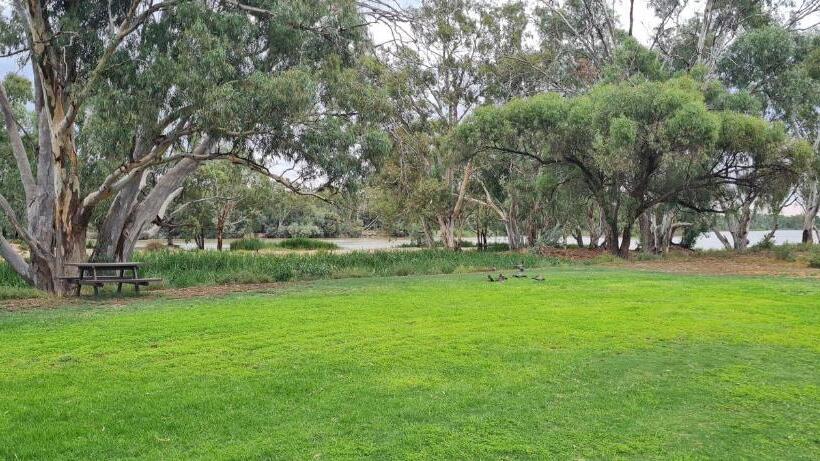 بنسيون Riversands Rest Accommodation Paringa   Coobah Cottage