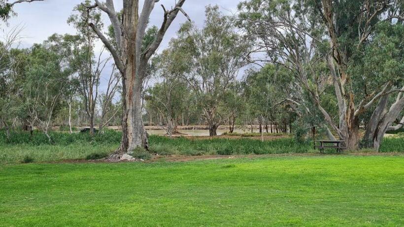 بنسيون Riversands Rest Accommodation Paringa   Coobah Cottage