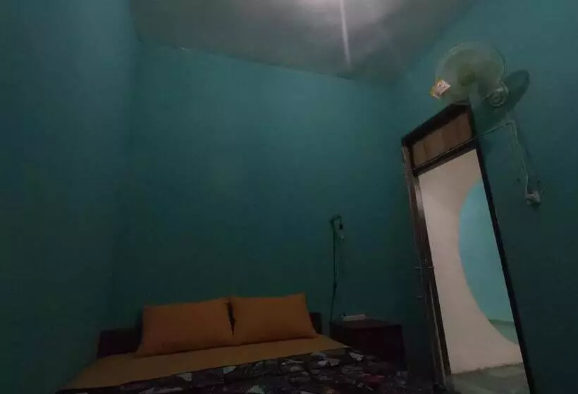 Owl Hostel Karimunjawa