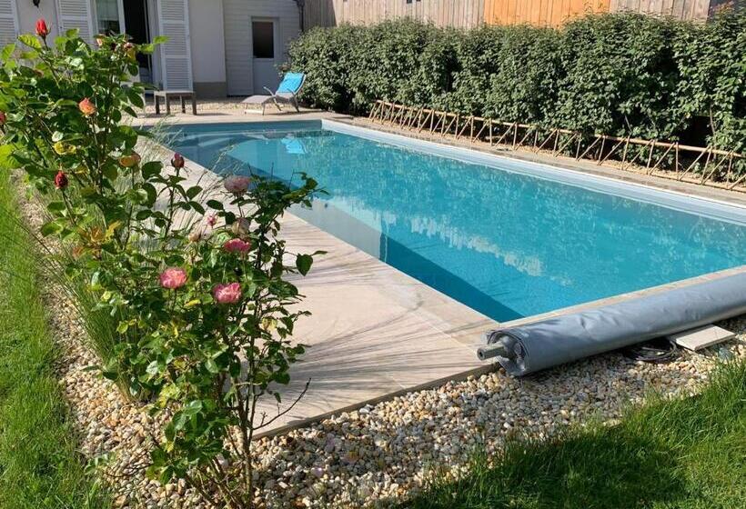 ベッドアンドブレックファースト Chambre D Hôtes De Verdigné Piscine Chauffée Parking Wifi