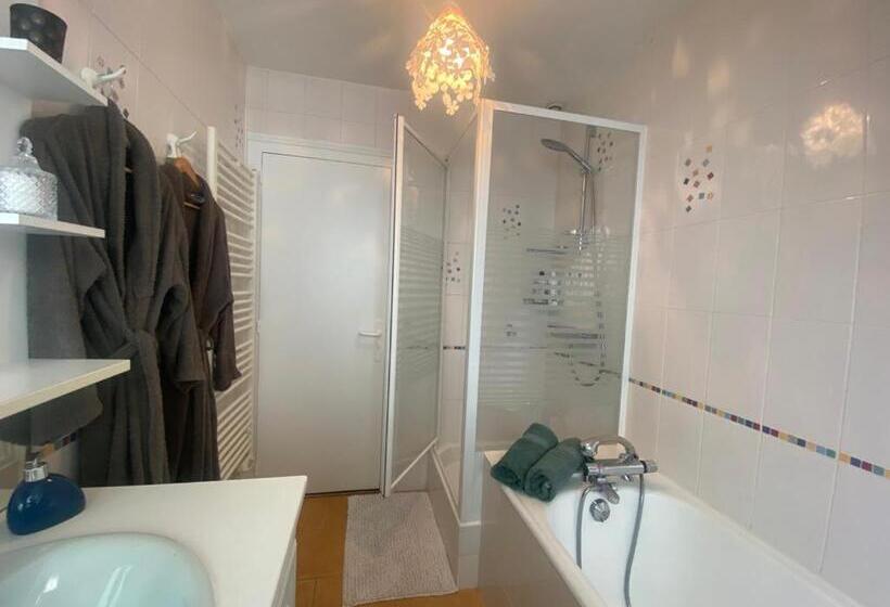 ベッドアンドブレックファースト Chambre D Hôtes De Verdigné Piscine Chauffée Parking Wifi