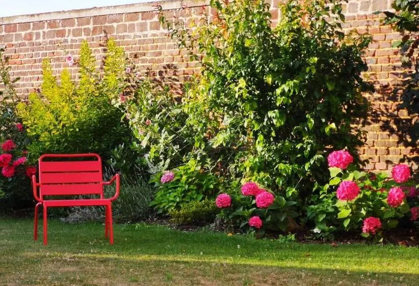 Aamiaismajoitus (B&B) Chez Hortense