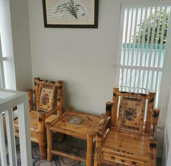 Bed and Breakfast Flipflops Hostel