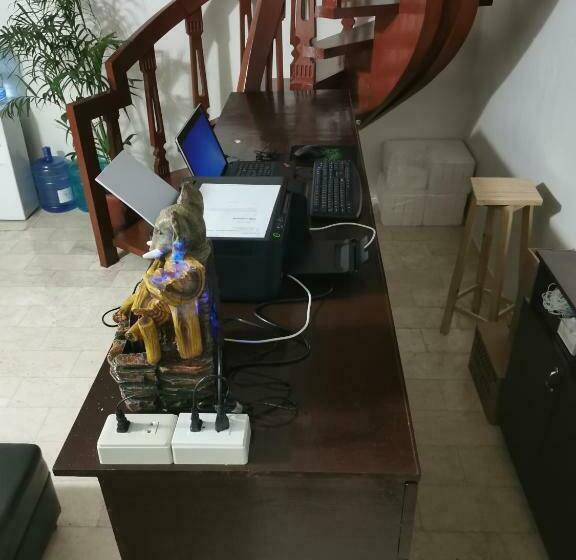 Bed and Breakfast Flipflops Hostel