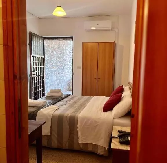 تختخواب و صبحانه Foresteria Santa Maria Di Betlem