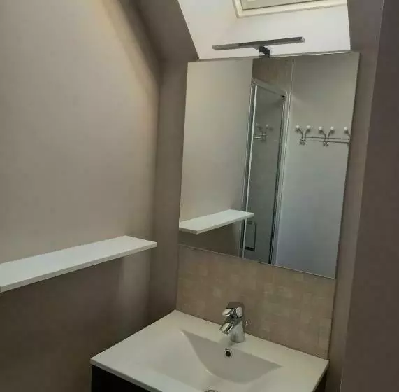 ベッドアンドブレックファースト Les Lys