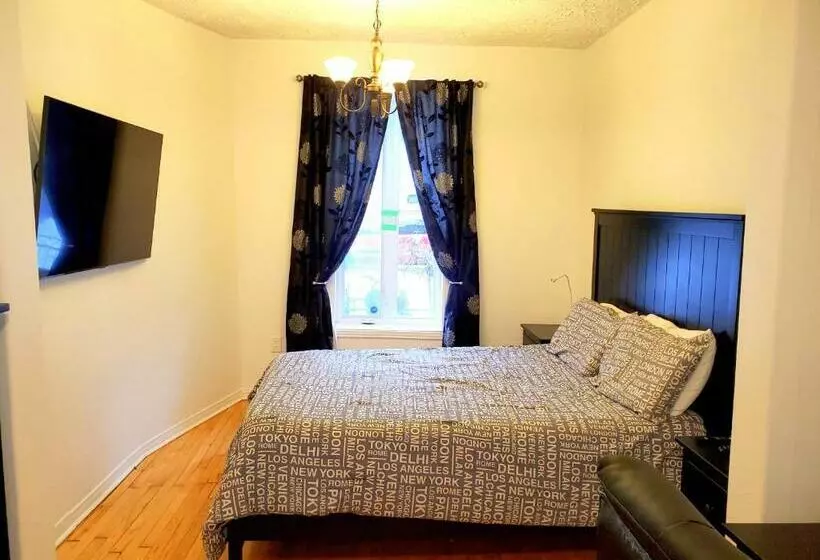 تختخواب و صبحانه Maison Montplaisir