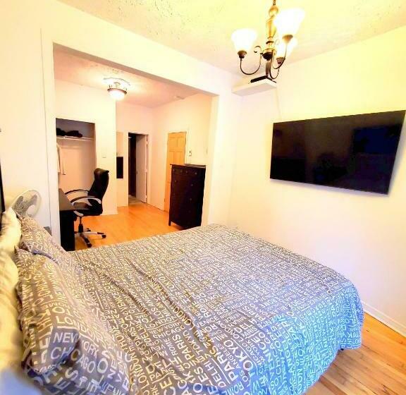 تختخواب و صبحانه Maison Montplaisir