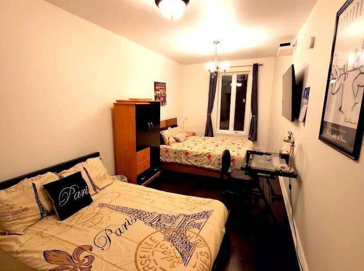 تختخواب و صبحانه Maison Montplaisir