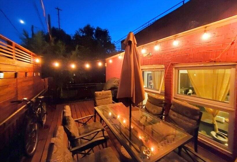 تختخواب و صبحانه Maison Montplaisir