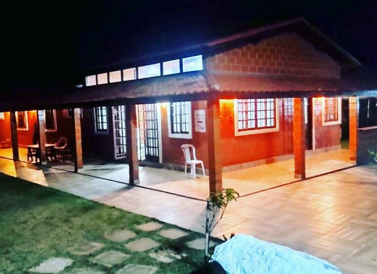 بنسيون Aconchego Na Montanha Com Banheira De Imersão E 5 Suítes 7,5km Do Centro águas De Lindóia