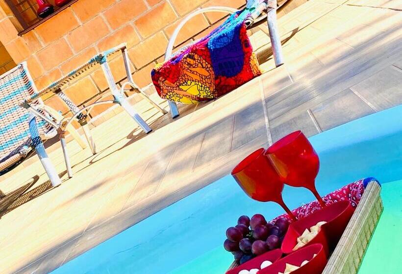 بنسيون Aconchego Na Montanha Com Banheira De Imersão E 5 Suítes 7,5km Do Centro águas De Lindóia