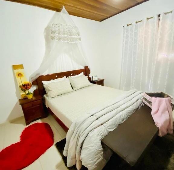 بنسيون Aconchego Na Montanha Com Banheira De Imersão E 5 Suítes 7,5km Do Centro águas De Lindóia