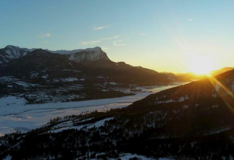 펜션 La Ferme Du Riouclar