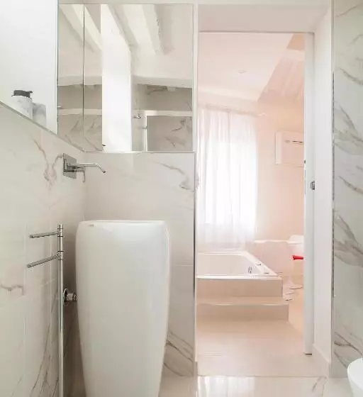 San Sebastiano Suite & Luxury Apartments