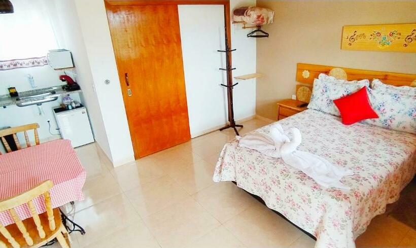 הוסטל Toca Dos Coelhos Chalés Espaço De Renovação De Energias