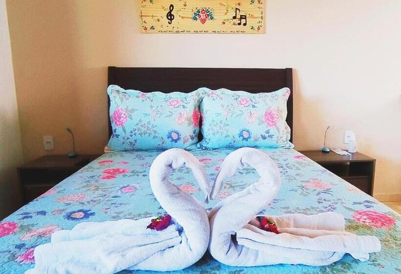 הוסטל Toca Dos Coelhos Chalés Espaço De Renovação De Energias