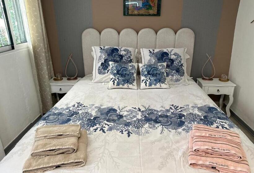 تختخواب و صبحانه Maderedocevida