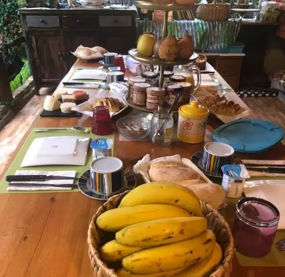 Aamiaismajoitus (B&B) Maderedocevida