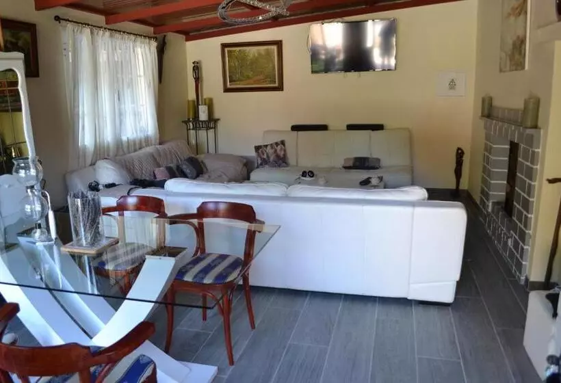 Aamiaismajoitus (B&B) Maderedocevida