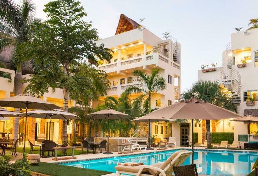 álamos Inn Hotel Con Jacuzzi Y Piscina