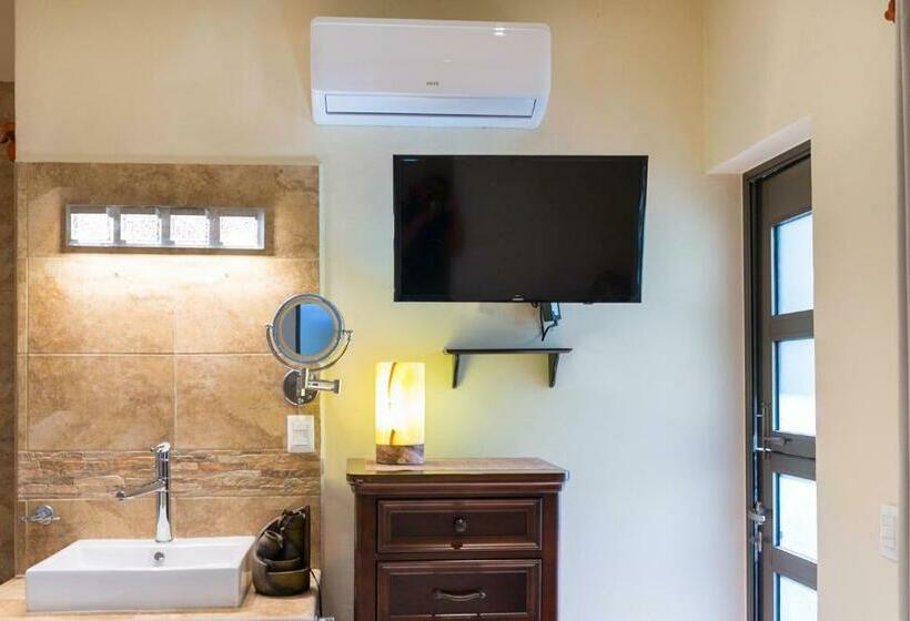 álamos Inn Hotel Con Jacuzzi Y Piscina