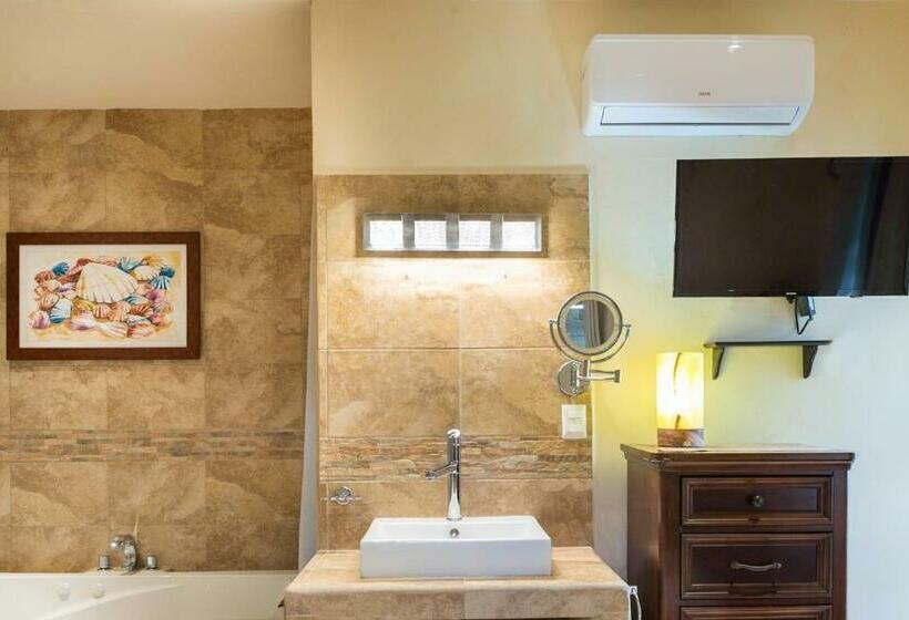 álamos Inn Hotel Con Jacuzzi Y Piscina