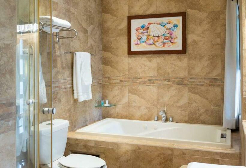 álamos Inn Hotel Con Jacuzzi Y Piscina