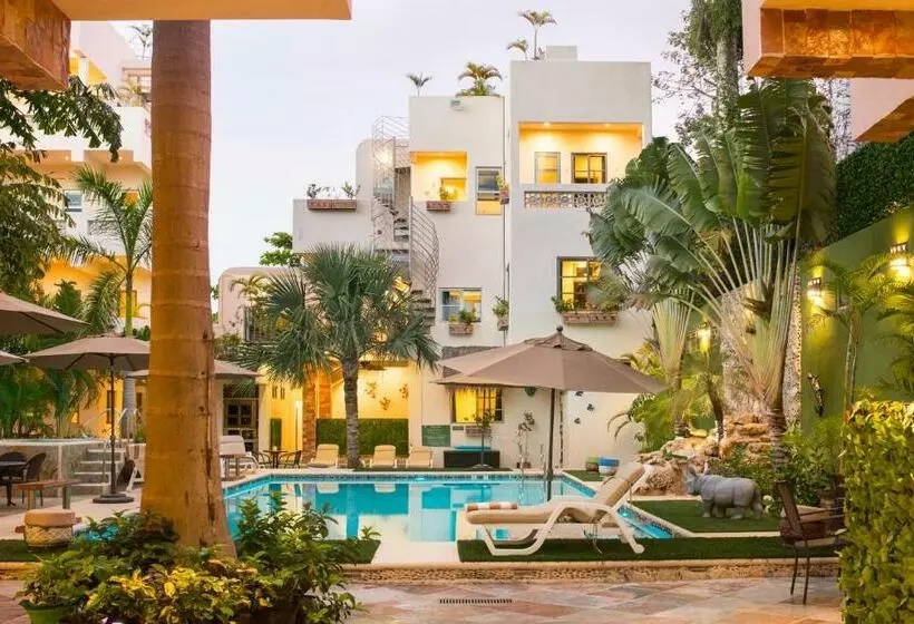 álamos Inn Hotel Con Jacuzzi Y Piscina