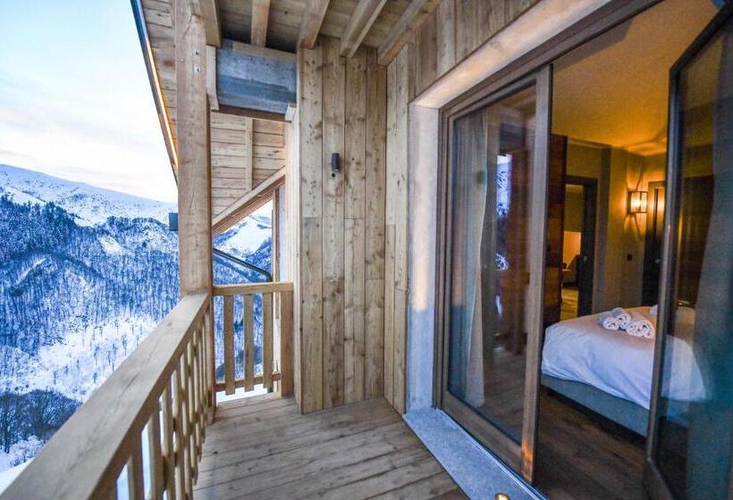 Chalet Everest Luxury Apartments