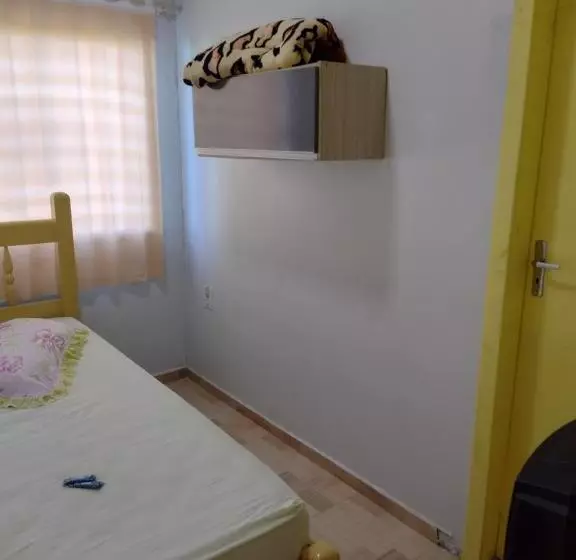 ホテル Pousada Shalom